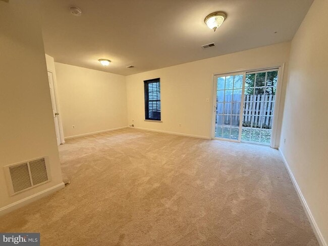 Building Photo - 7602 Audubon Meadow Way