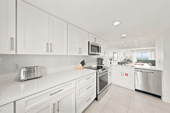 Building Photo - 3060 N Atlantic Ave