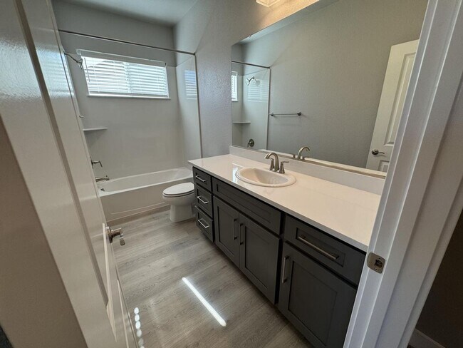 Building Photo - Recently Built Modern 4BD/2.5BA Single Family Home in Desirable Whitney Ranch Community!