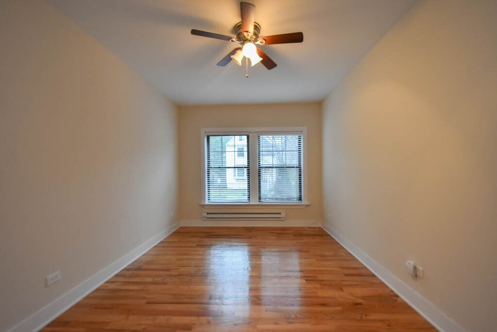 Building Photo - 805 Dempster St