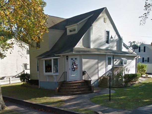 Building Photo - 302 S 2nd St