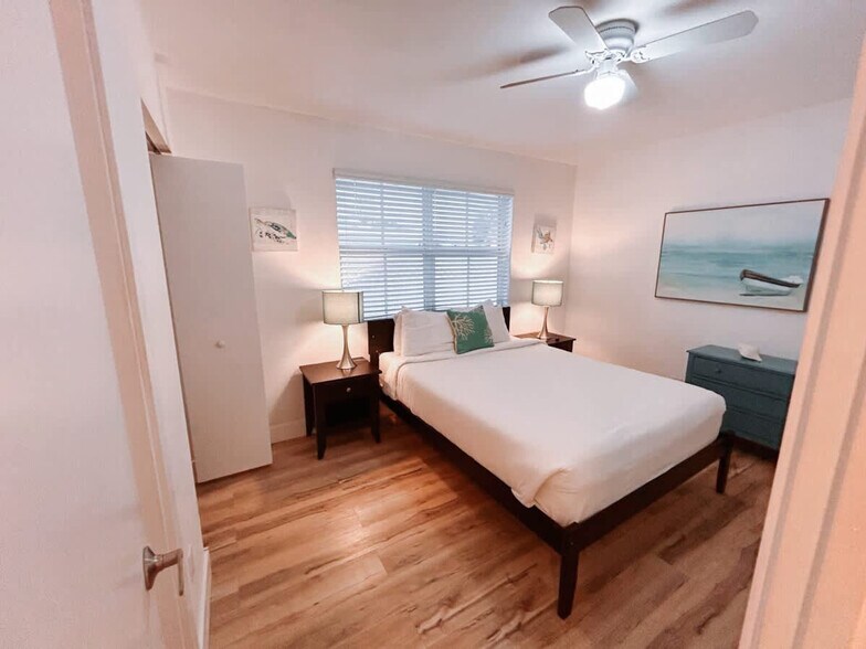 Building Photo - 3316 SE 4th St