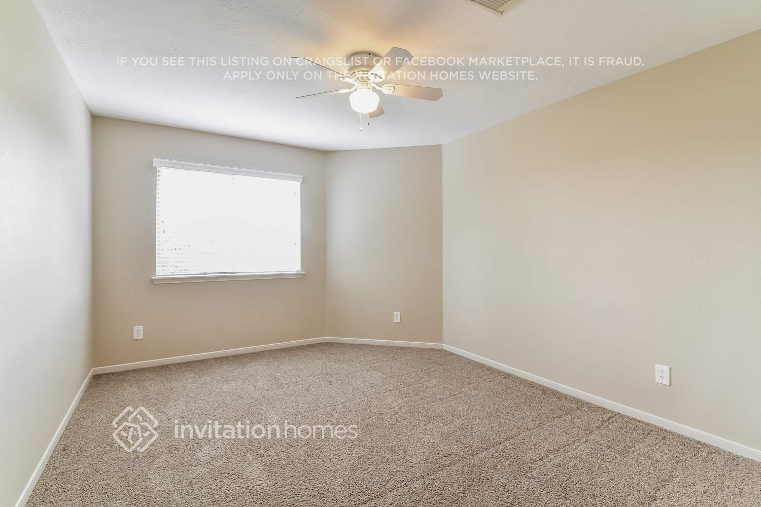 Building Photo - 11907 Lakewood Hills Dr