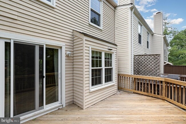 Building Photo - 6580 Lochleigh Ct
