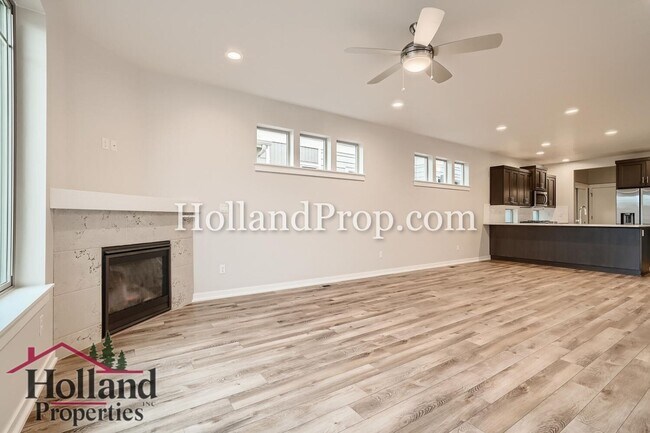 Building Photo - Brand-New Luxury Living Near Butternut Creek Park!