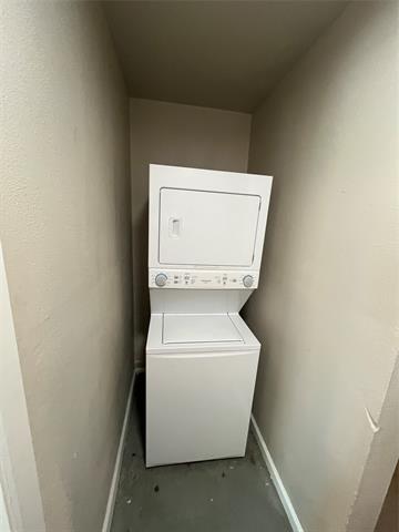 Building Photo - 936 Bluewood Dr