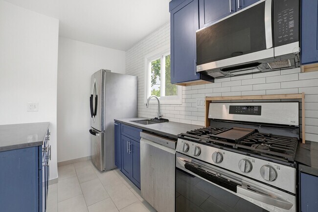 Building Photo - 59 Bernards Ave
