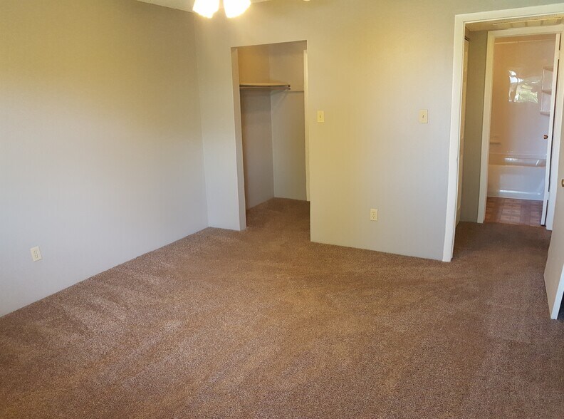 Building Photo - 5110 Williams Fork Trl