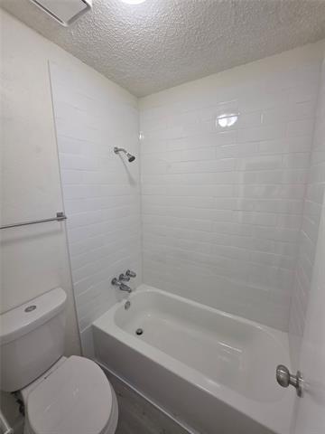 Building Photo - 216 Tejas Dr