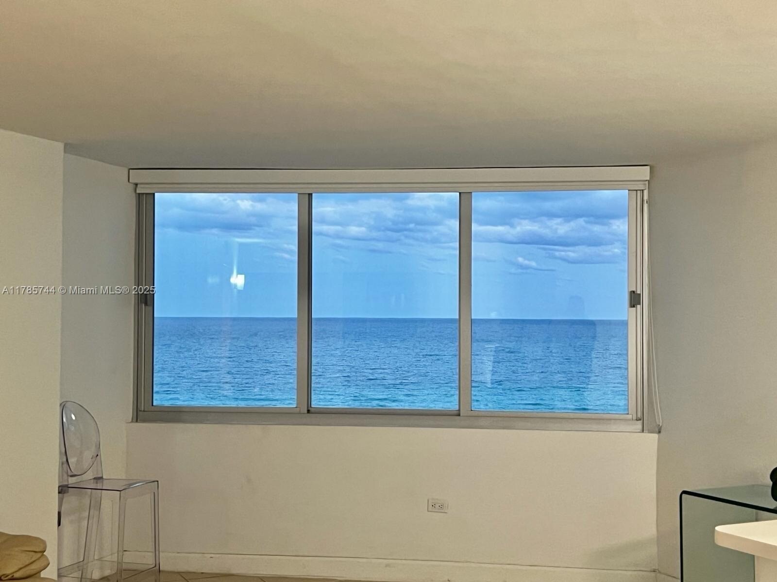 Building Photo - 7135 Collins Ave