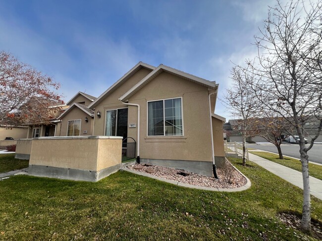 Primary Photo - Stansbury Park Townhome with 3 Bedrooms