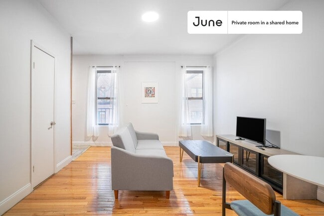 Building Photo - Room in Shared 4 bed/1 bath home in Central Harlem