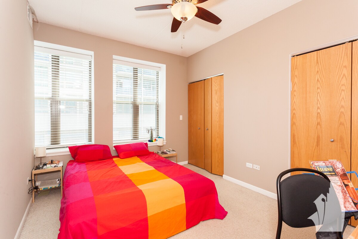 Building Photo - 1250 S Indiana Pkwy