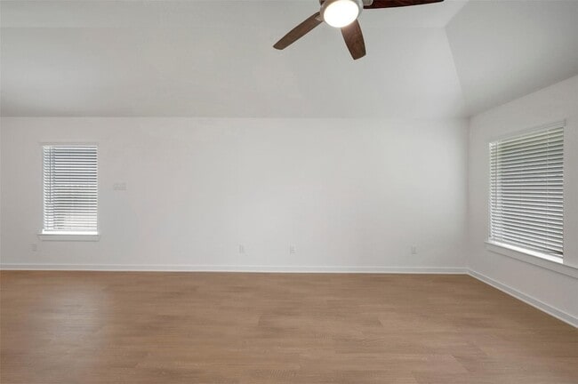 Building Photo - 32506 Lantana Flds Rd
