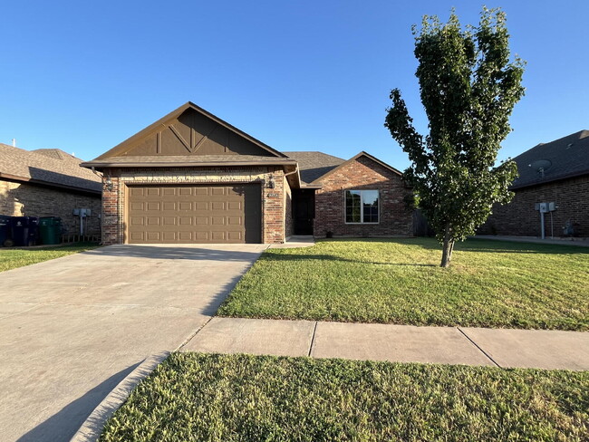 Primary Photo - "Charming 3-Bedroom Home with 2 Full Baths...