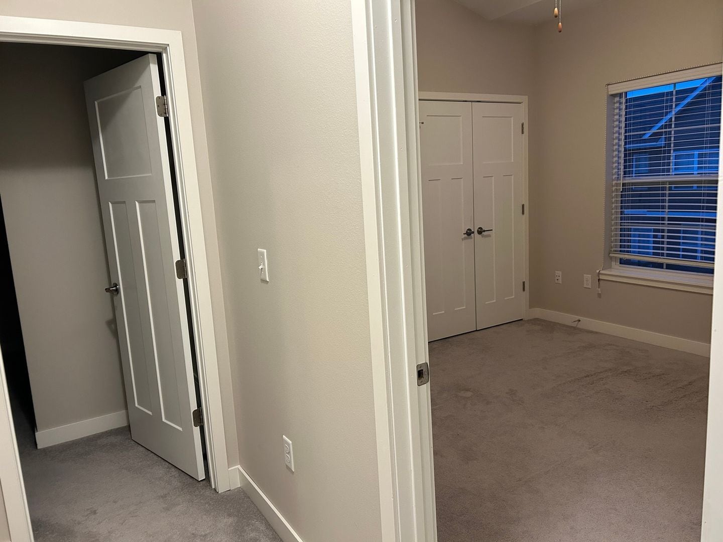 Building Photo - 300 Clark Dr