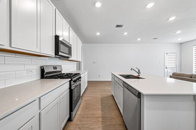 Building Photo - 16307 Chestnut Hvn Ln
