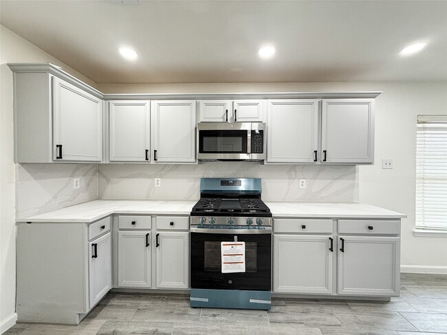 Building Photo - 18118 Mayfield Meadow Ln