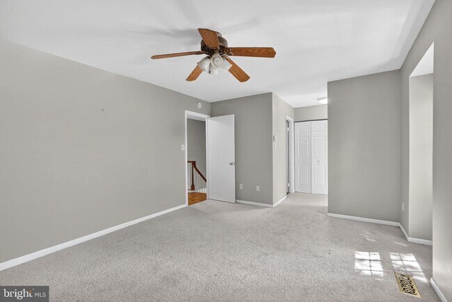 Building Photo - 9821 Owens Ct
