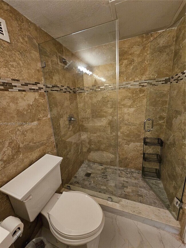 Building Photo - 2501 S Ocean Dr