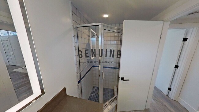 Building Photo - 3Bd 2Ba Home in the Heart of Orange