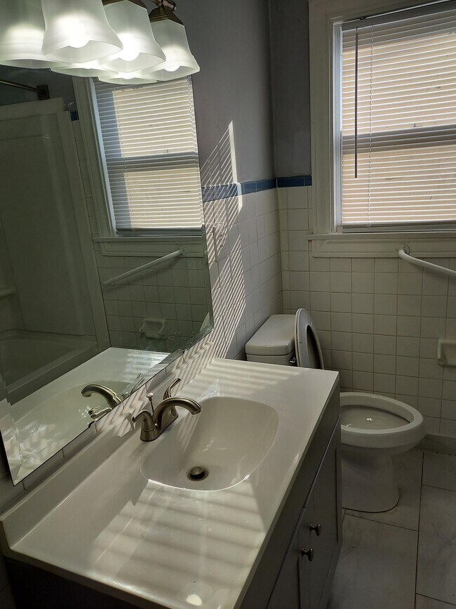 Building Photo - 1432 Platt Springs Rd