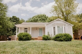 Building Photo - 1004 Beech Bend Dr