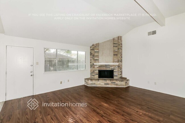 Building Photo - 17102 Stone Stile Dr