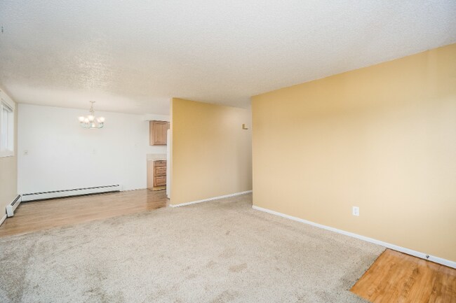 Building Photo - 1518 Edora Rd