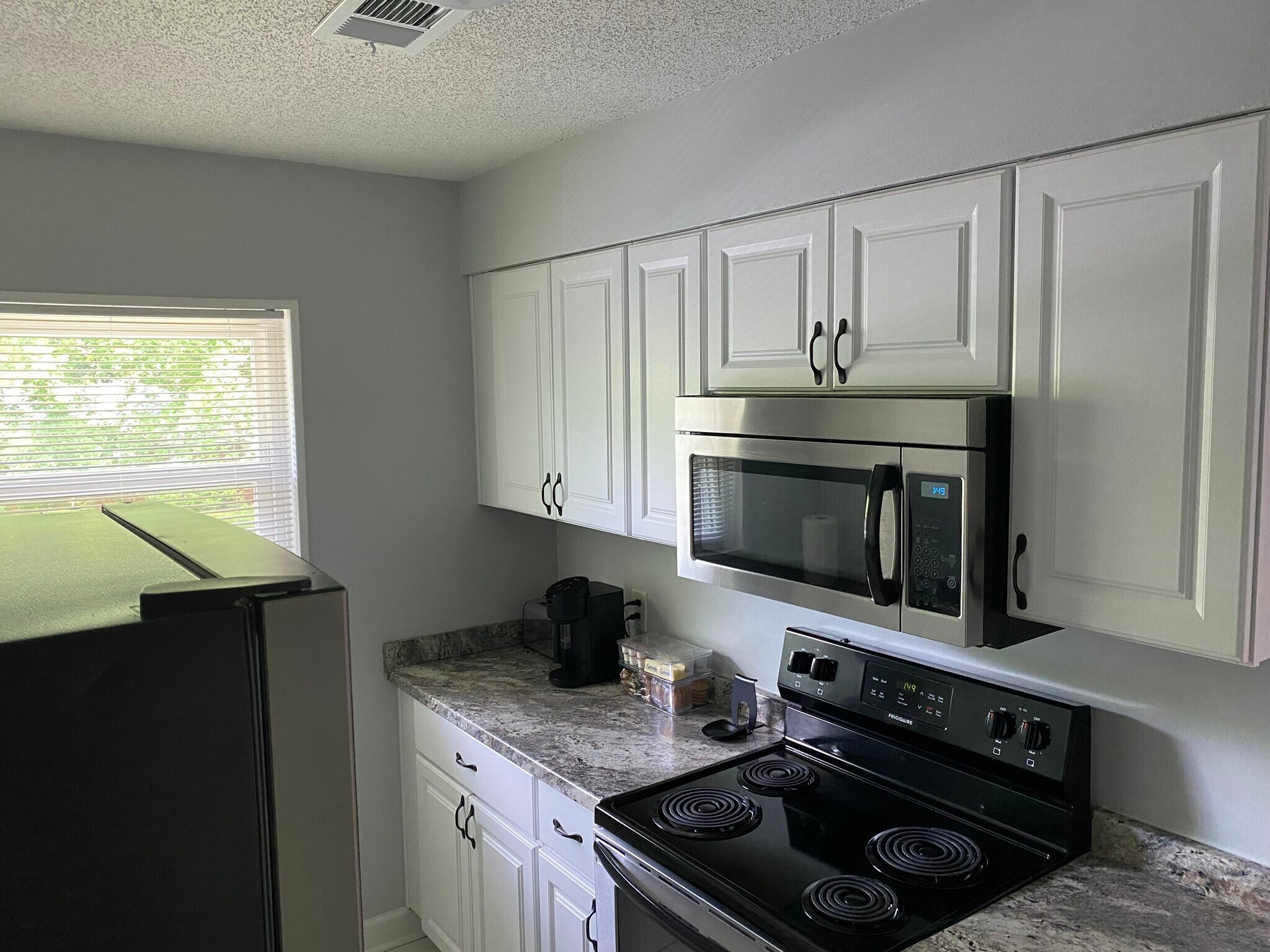 Building Photo - 3415 Gilmer Ct