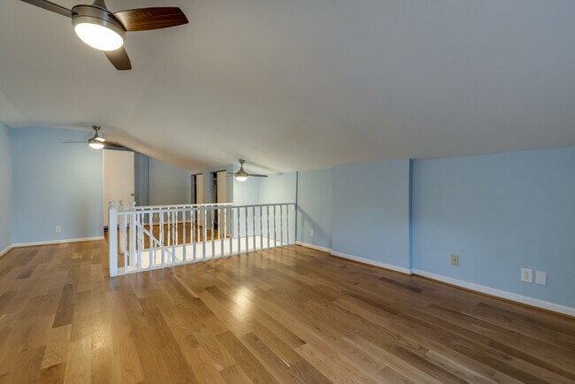 Building Photo - 1023 Franklin St