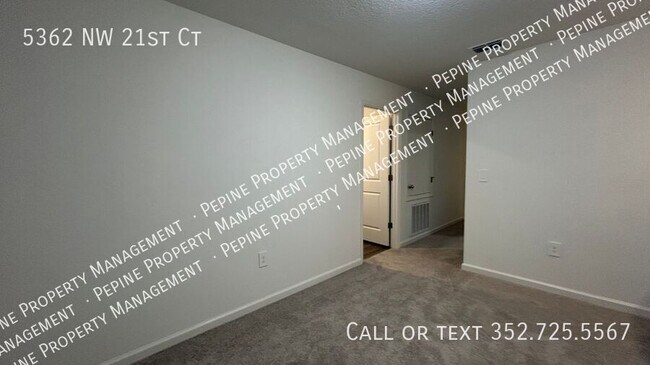 Building Photo - 5362 NW 21st Ct