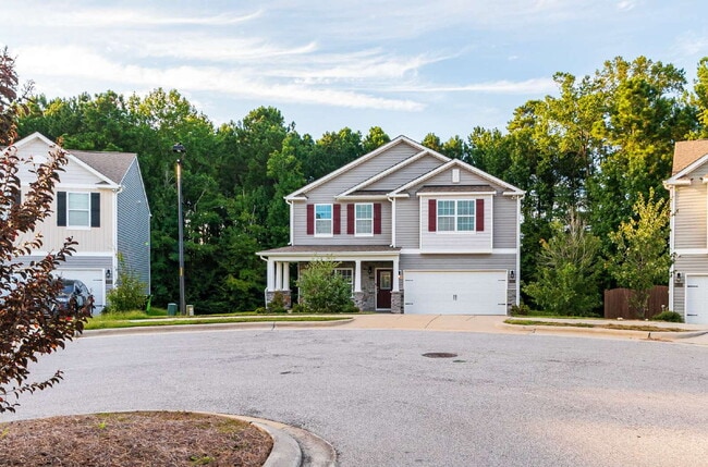 Building Photo - Stunning 4-Bed Home in Wendell with Granit...