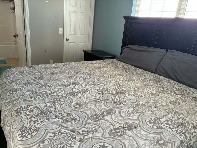 Building Photo - 800 Chilhowee Ct