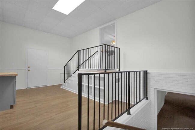 Building Photo - 301 Fairfield Rd