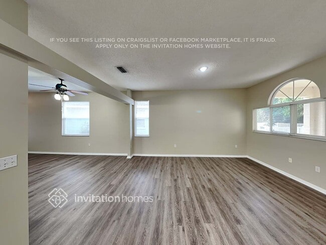 Building Photo - 12227 Winding Woods Way