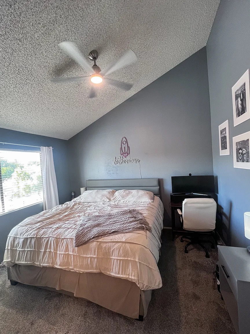 Building Photo - 1702 N Ventura Ln