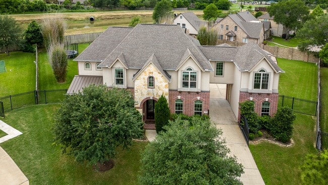 Building Photo - 2034 Baker Estates Dr