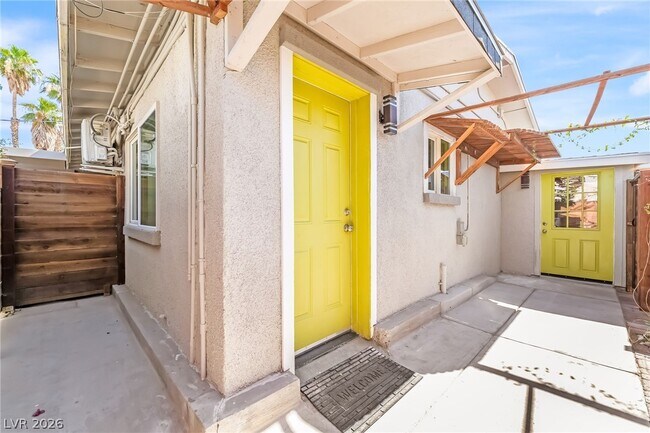 Building Photo - 5149 Poncho Cir