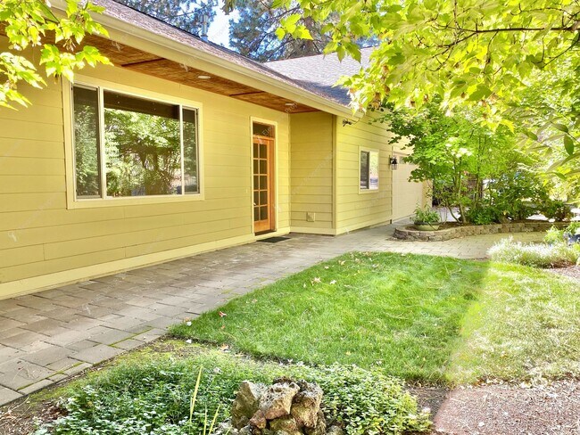Building Photo - West Hills Gem with Timeless Charm and Mod...