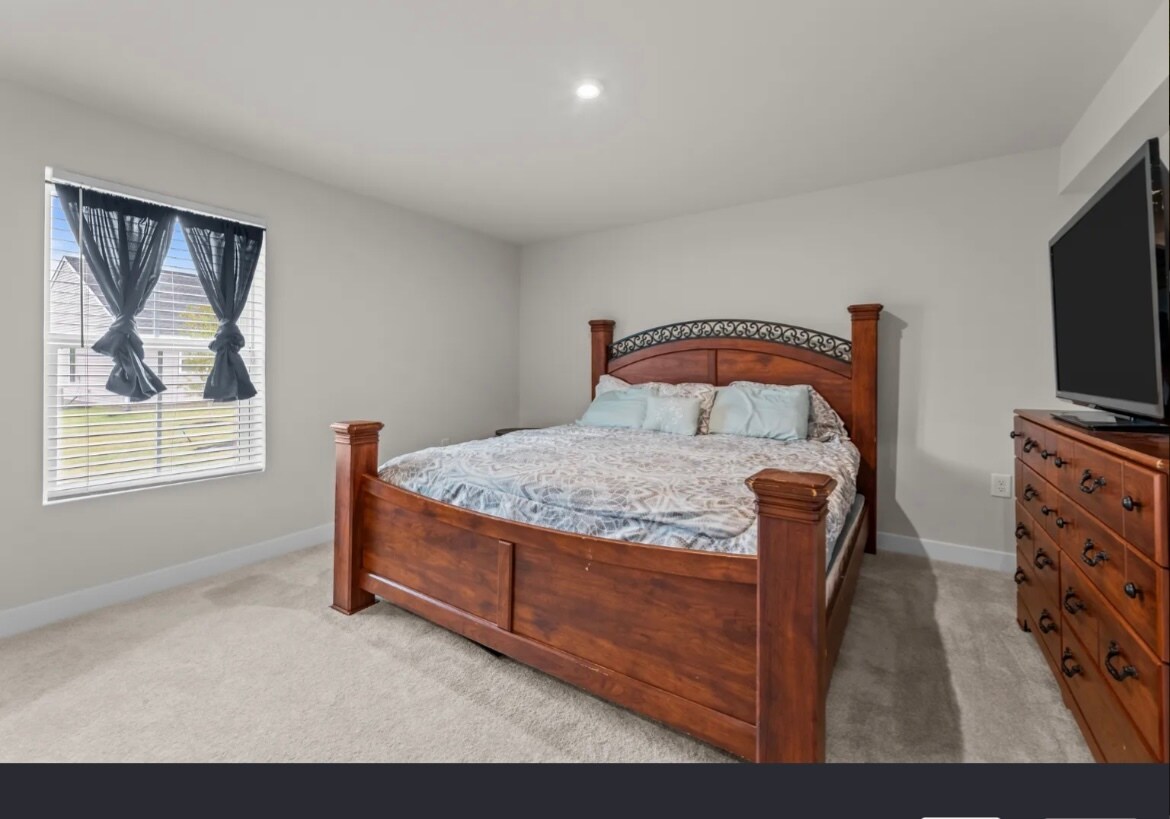 Building Photo - 107 Martha Washington Pky