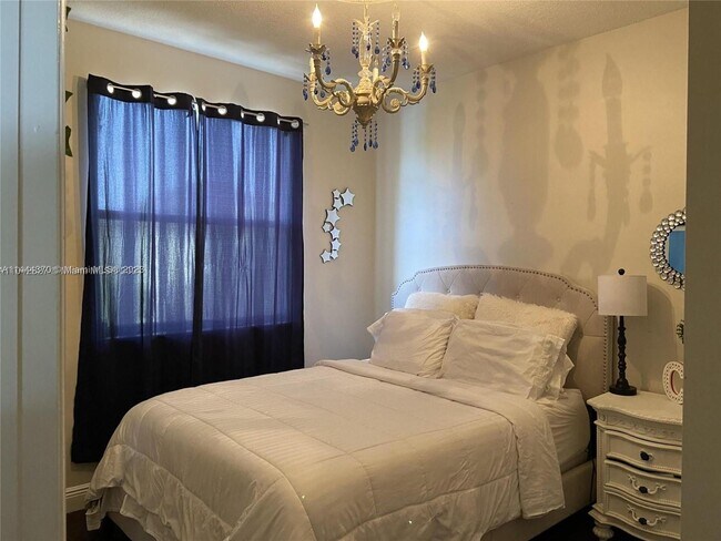 Building Photo - 20255 SW 129th Ave