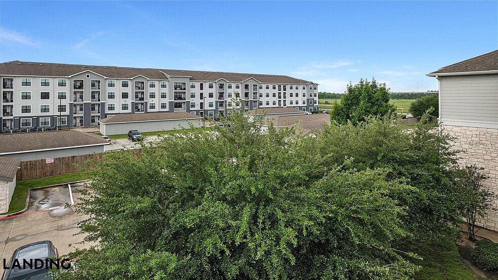 Building Photo - 15330 Liberty River Dr