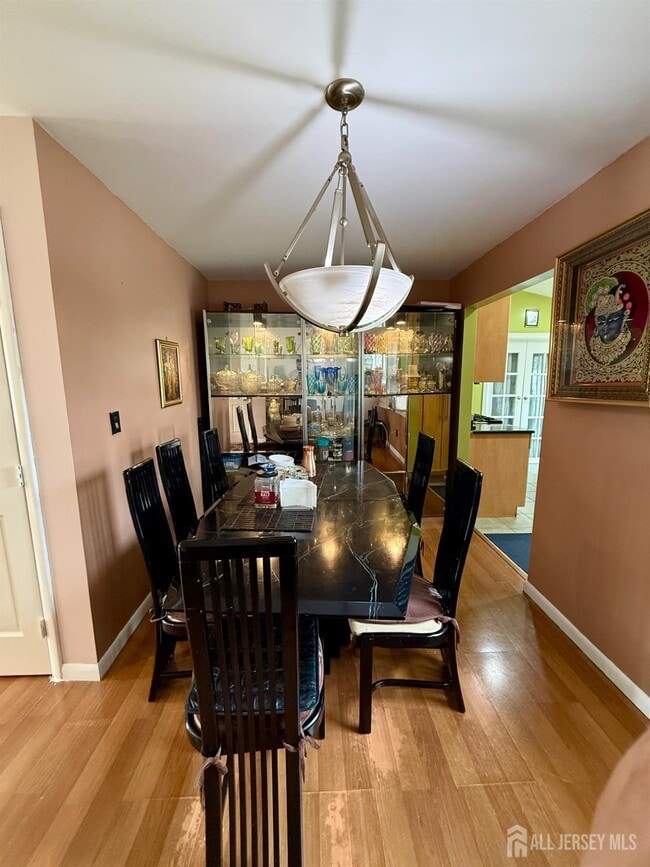 Building Photo - 57 Bender Ave