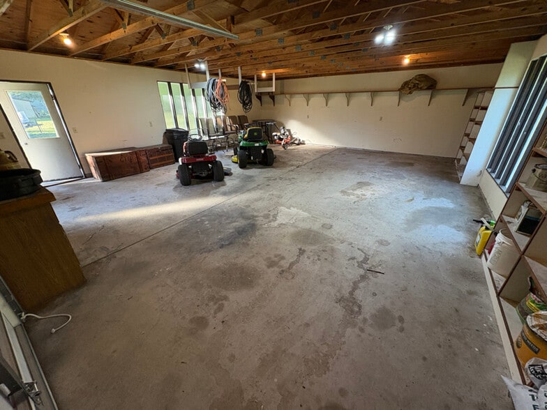 Building Photo - 272 Aniline Ave N