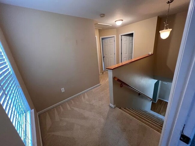 Building Photo - 2429 Heather Hill Ct