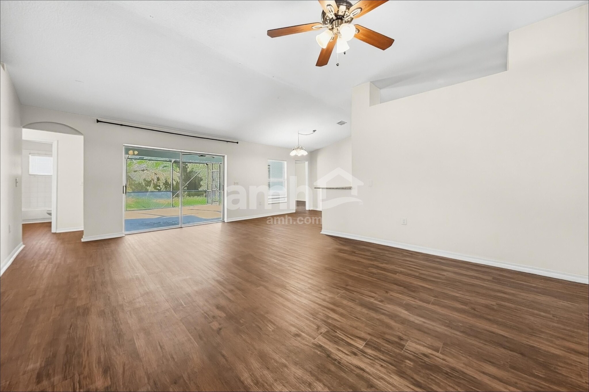 Building Photo - 1443 Baythorn Dr