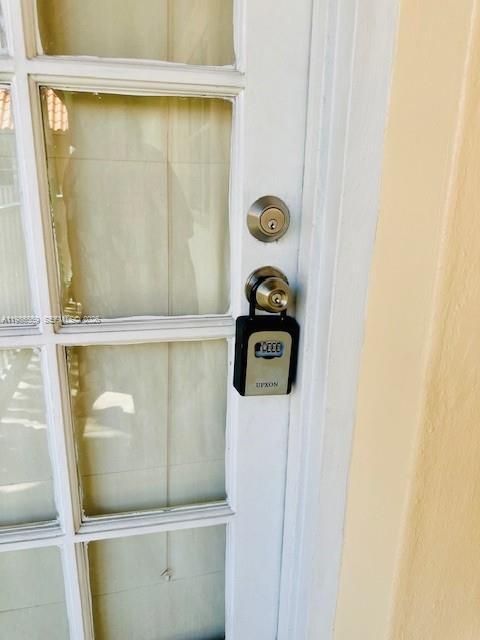 Building Photo - 736 13th St