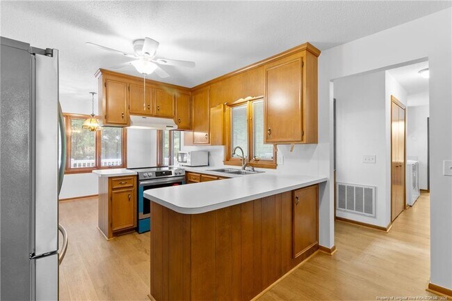 Building Photo - 3120 Sandwedge