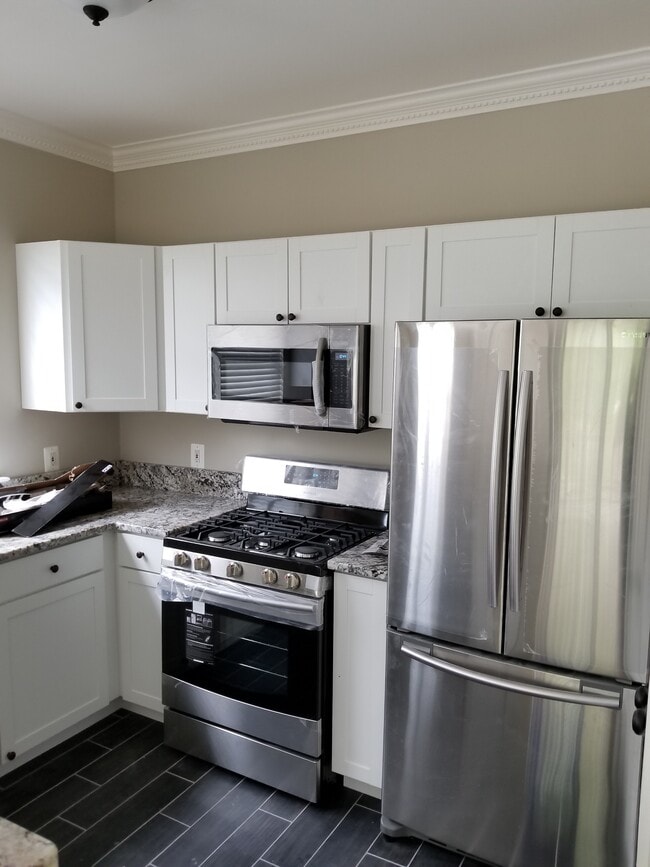 Building Photo - 12905 Alton Square